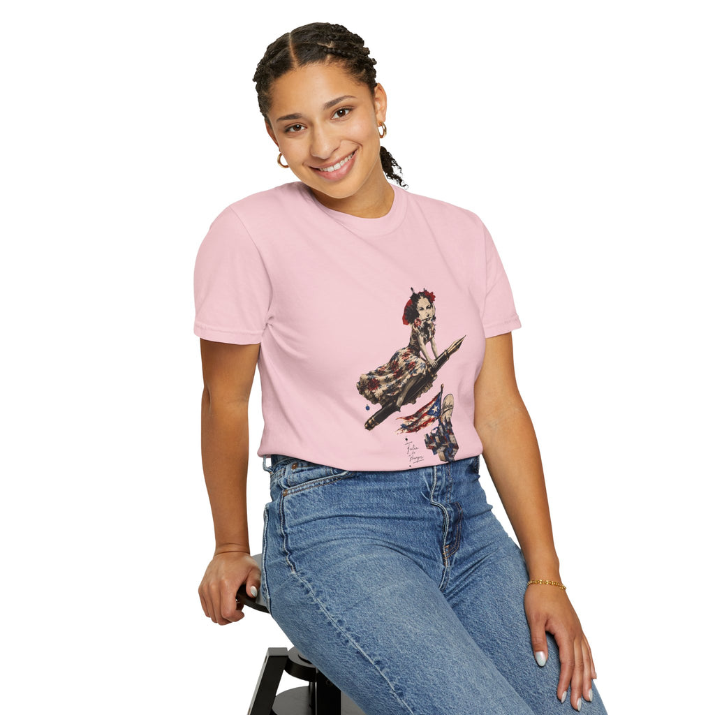 Vintage Space Cat T-Shirt — Retro Astronaut Kitty Graphic Tee
