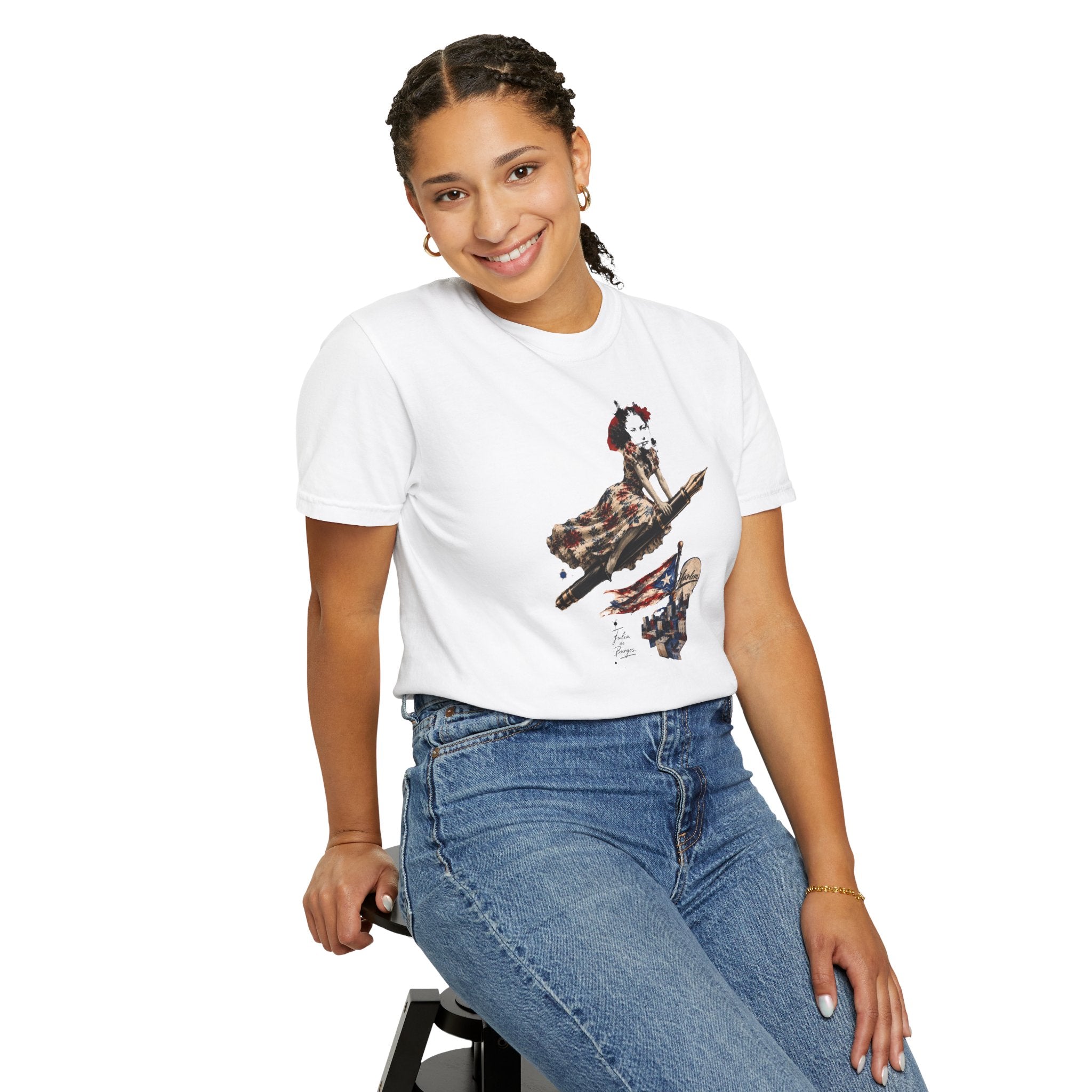 Vintage Space Cat T-Shirt — Retro Astronaut Kitty Graphic Tee