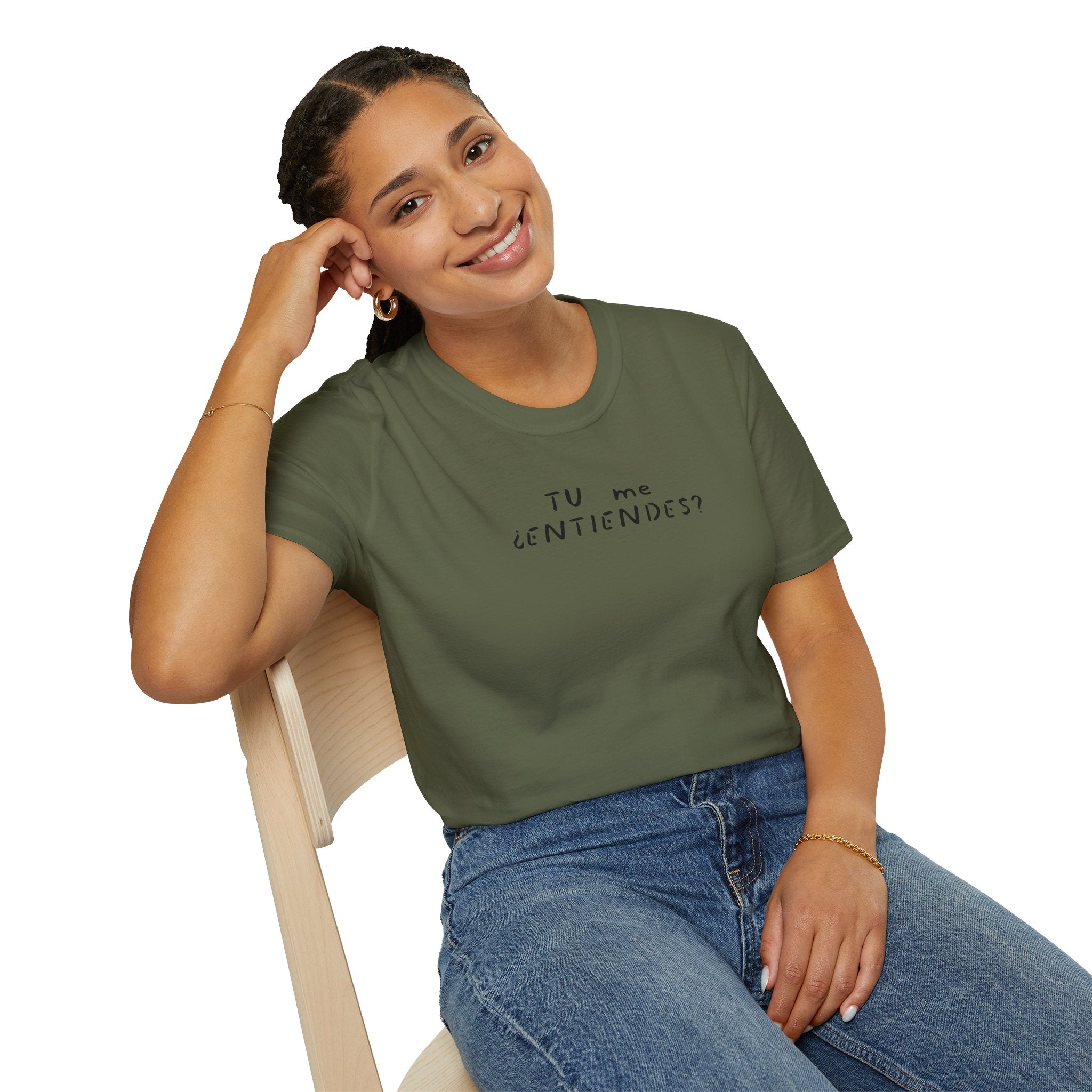 T-Shirt — "¿Tú Me Entiendes?" Puerto Rican Coquí Hat Graphic