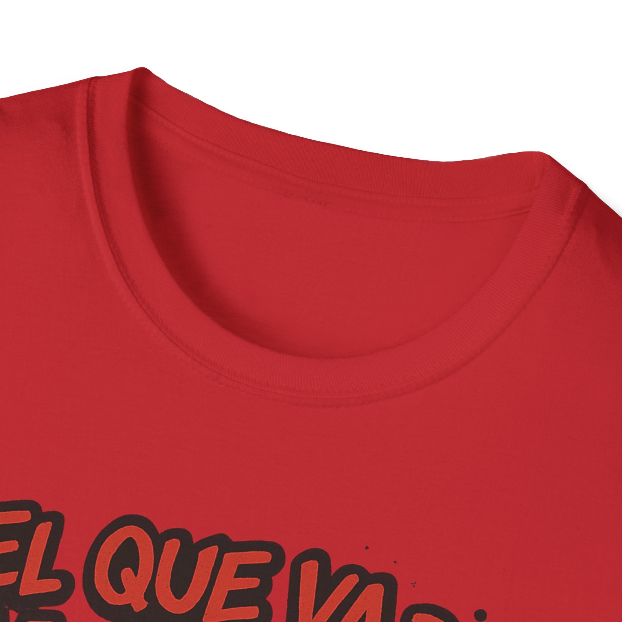 T‑Shirt — "El que va pa' Mayagüez vuelve otra vez" Puerto Rico Flag Tee